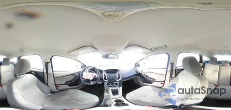 2013 Ford Focus Se z USA, uszkodzony, nr VIN 1FADP3K28DL226777